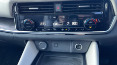 Nissan Qashqai 1.3 DiG-T MH 158 Tekna 5dr Xtronic Petrol Hatchback